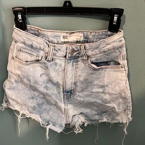 RSQ/ Tillys Curvy High Rise Shorts Size 27 Womens